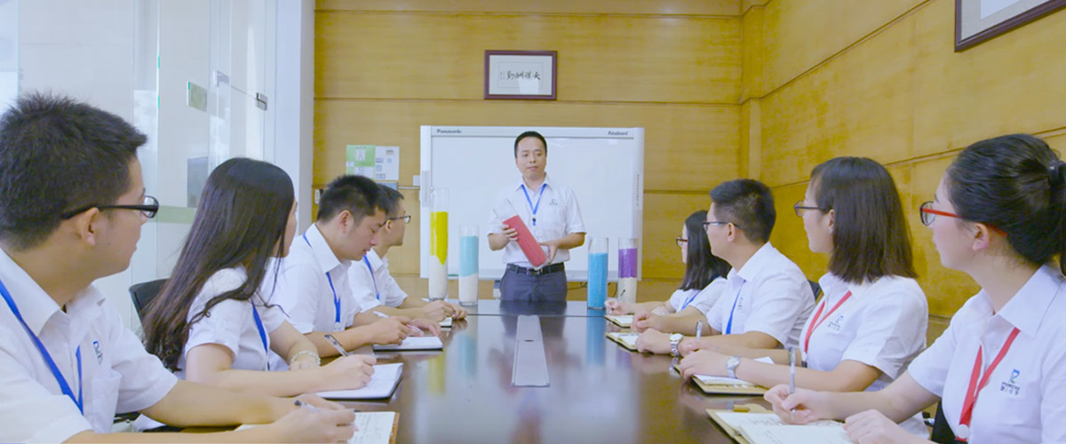 J9集团复合团队